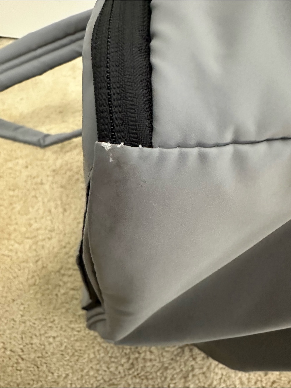 CALPAK Luka Duffel Travel Bag in Gray GUC Top Rated Travel Bag Retails $138 - Picture 5 of 15